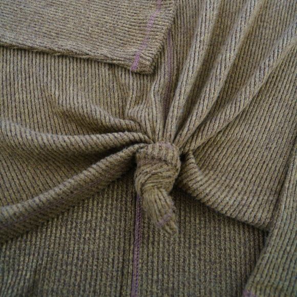 SO Women's Cozy Canvas Junior Knit Top V -neck Sweater  SIZE S | NEW - Picture 3 of 5